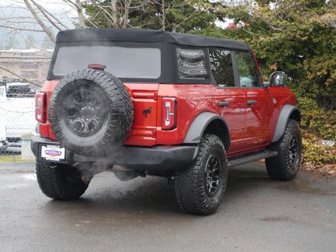 Certified 2022 Ford Bronco Wildtrak image 25