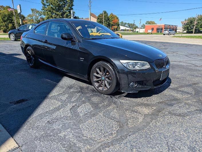 Used 2012 BMW 328i xDrive Coupe AWD/4WD image 4