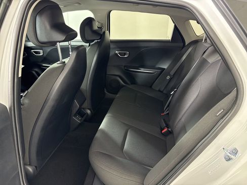 New 2026 Kia K4 FWD image 21