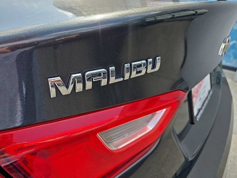 Used 2017 Chevrolet Malibu LS w/ LPO, Convenience Package 1 FWD image 19