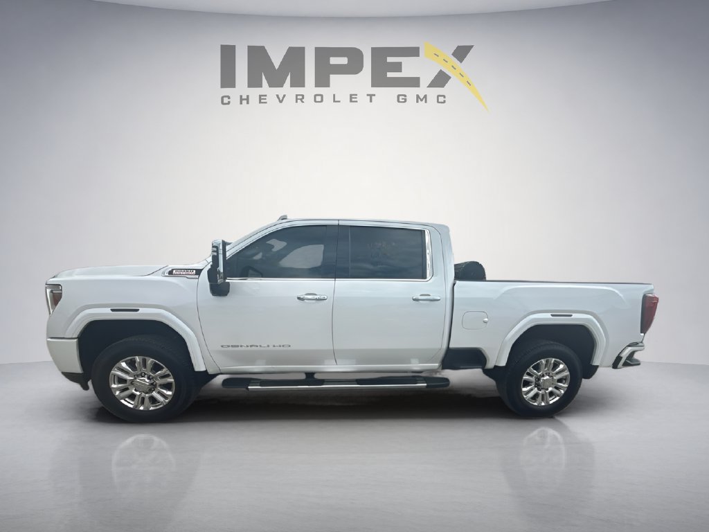 Used 2021 GMC Sierra 2500 Denali w/ Denali Ultimate Package AWD/4WD image 2