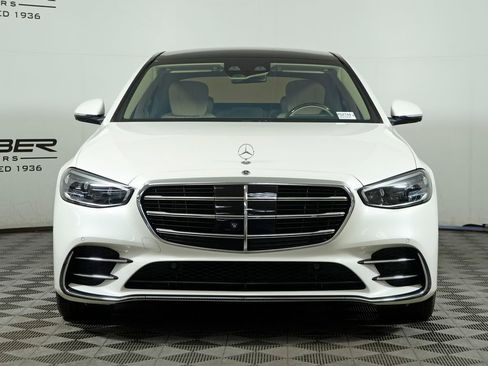 Certified 2022 Mercedes-Benz S 500 4MATIC image 8