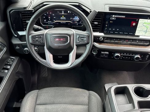 Used 2023 GMC Sierra 1500 SLE RWD image 17