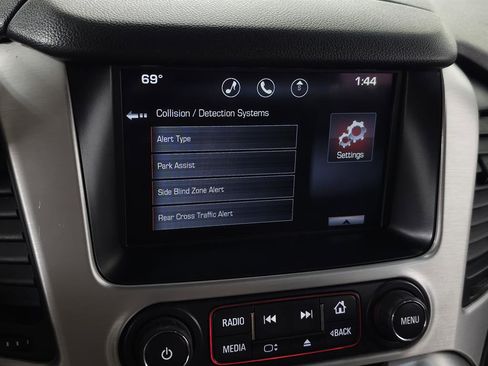 Used 2015 GMC Yukon SLT image 22