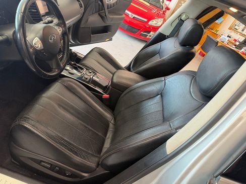 Used 2017 INFINITI QX70 2WD image 17