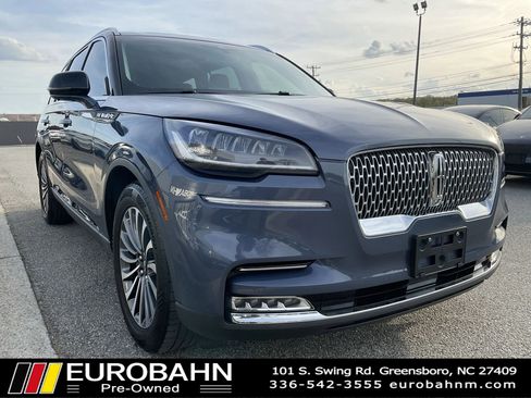 Used 2021 Lincoln Aviator Reserve w/ Elements Package Plus RWD image 28