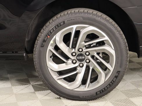 New 2025 Lincoln Navigator Reserve image 21