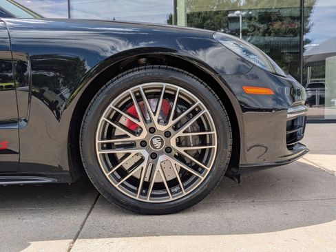 Certified 2022 Porsche Panamera Turbo S AWD/4WD image 11