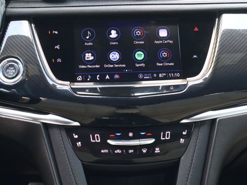 Certified 2024 Cadillac XT6 Sport w/ Technology Package AWD/4WD image 16