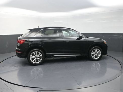Used 2025 Audi Q3 2.0T Premium AWD/4WD image 9