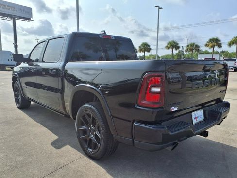 Used 2025 RAM 1500 Laramie w/ Night Edition AWD/4WD image 8