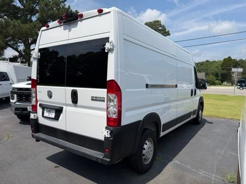 Used 2023 RAM ProMaster 2500 FWD image 4