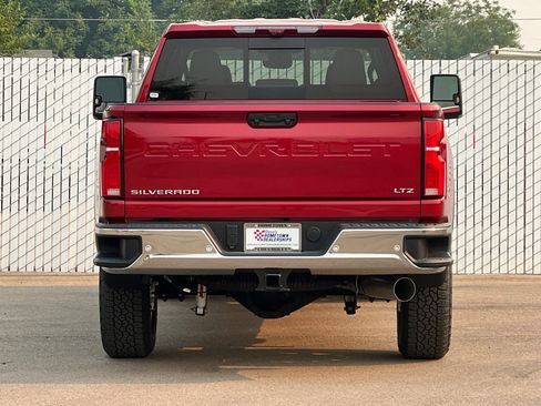 New 2026 Chevrolet Silverado 2500 LTZ w/ LTZ Premium Package AWD/4WD image 5