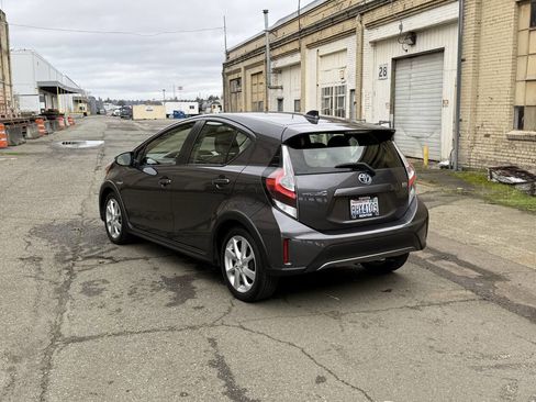 Used 2018 Toyota Prius C Four image 6
