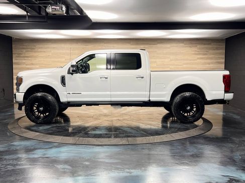 Used 2022 Ford F350 Limited image 19