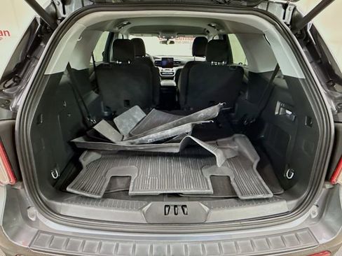 Used 2023 Ford Explorer XLT w/ Class IV Trailer Tow Package AWD/4WD image 24