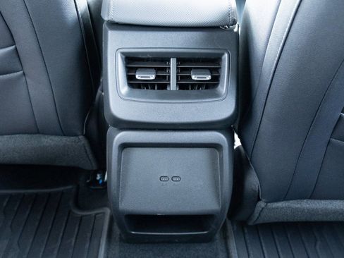 New 2025 Chevrolet Equinox EV RS w/ LPO, All-Weather Mat Package AWD/4WD image 16