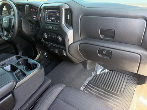 Used 2022 Chevrolet Silverado 1500 Custom RWD image 8
