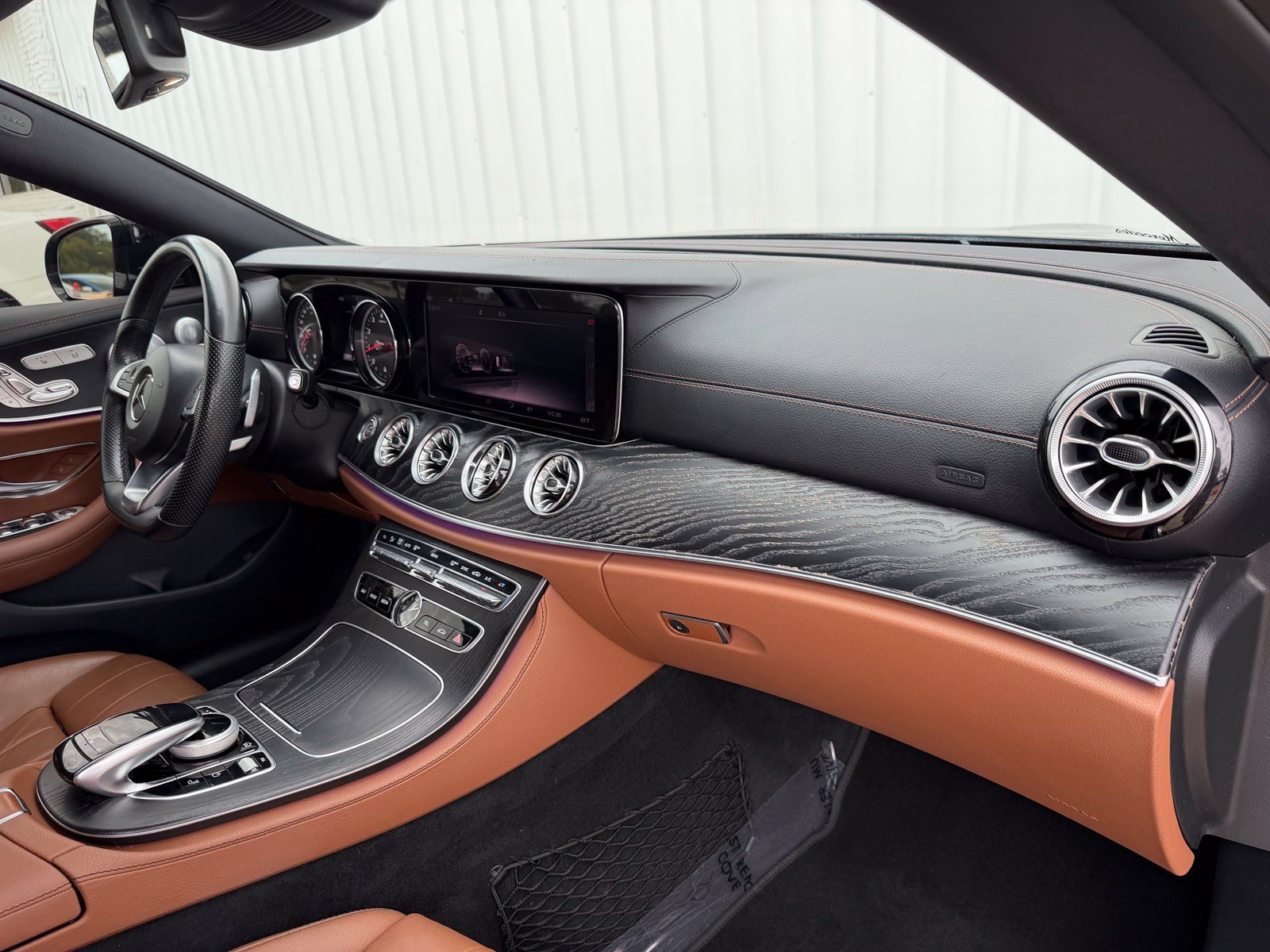 Used 2018 Mercedes-Benz E 400 Coupe image 24