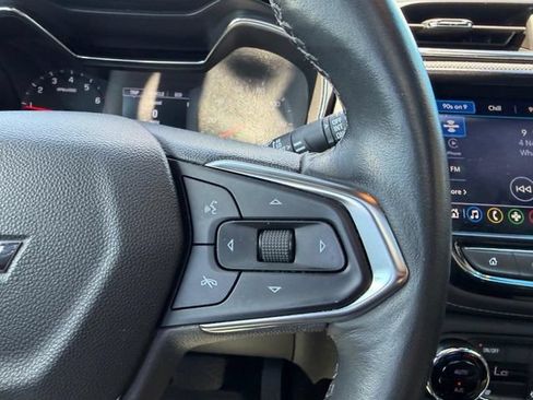 Used 2023 Chevrolet TrailBlazer ACTIV w/ Sun and Liftgate Package FWD image 15