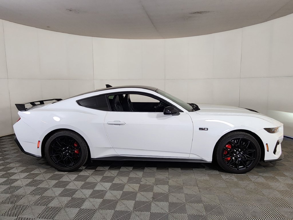 Used 2024 Ford Mustang GT Premium w/ GT Performance Package RWD image 8