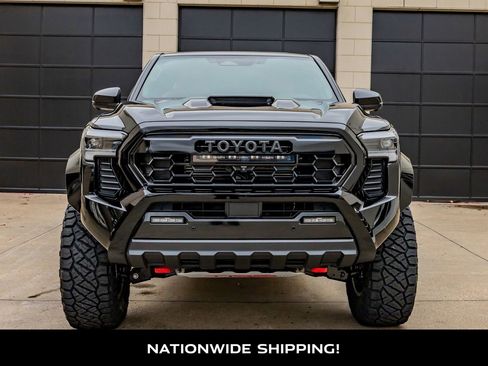 Used 2025 Toyota Tacoma TRD Pro w/ Tow Tech Package AWD/4WD image 4