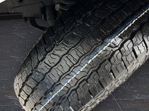 Used 2023 Ford F150 XLT w/ Equipment Group 302A High image 38