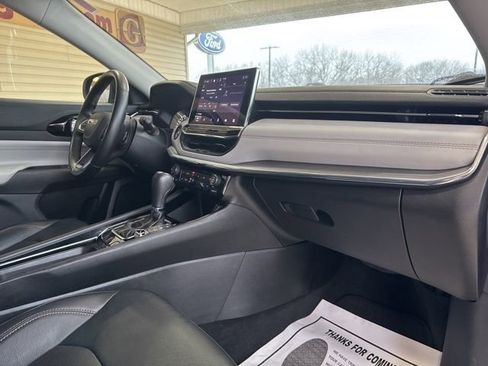 Used 2022 Jeep Compass Limited image 26