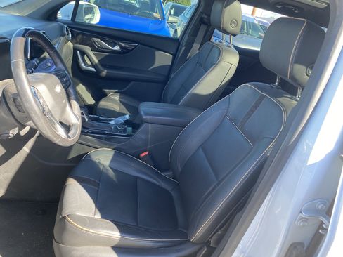 Used 2019 Chevrolet Blazer Premier w/ Sun and Wheels Package image 9