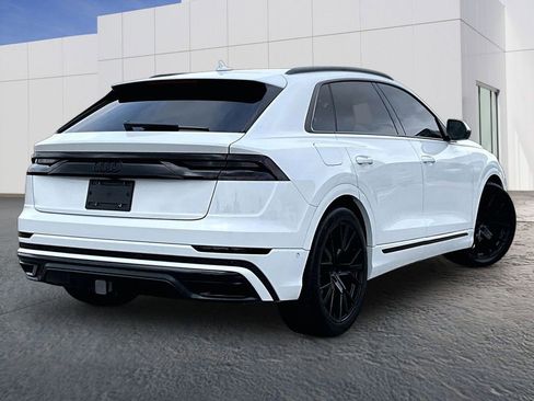Used 2019 Audi Q8 Prestige w/ Luxury Package image 7