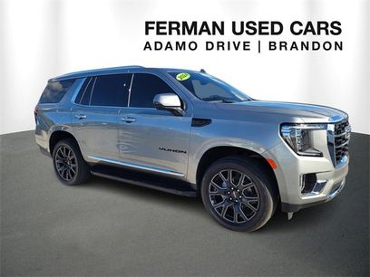 Used 2024 GMC Yukon SLT w/ SLT Luxury Package