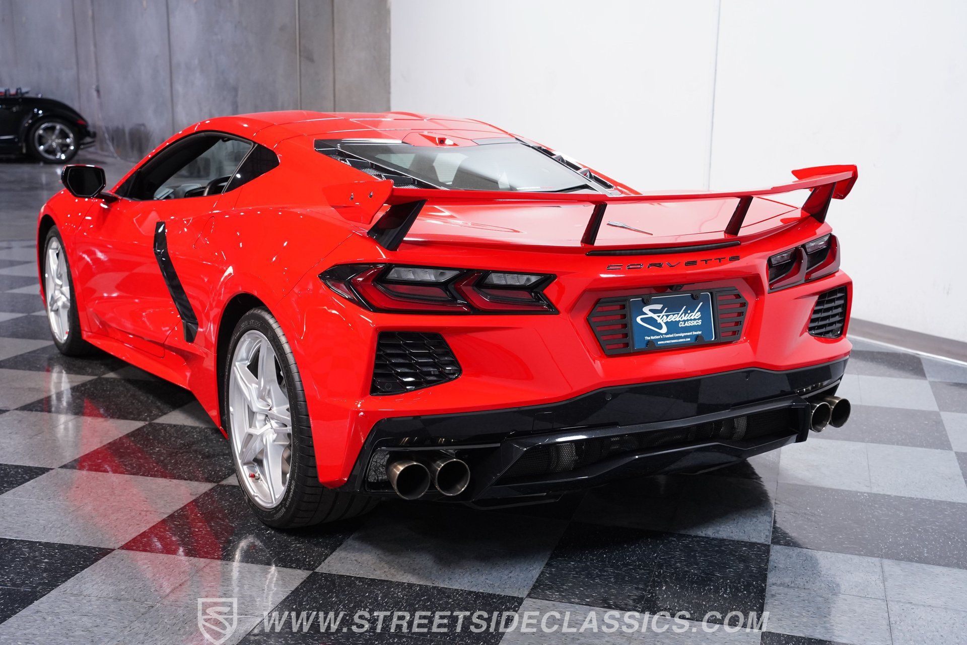 Used 2021 Chevrolet Corvette Stingray Preferred Cpe w/ Z51 Performance Package RWD image 8