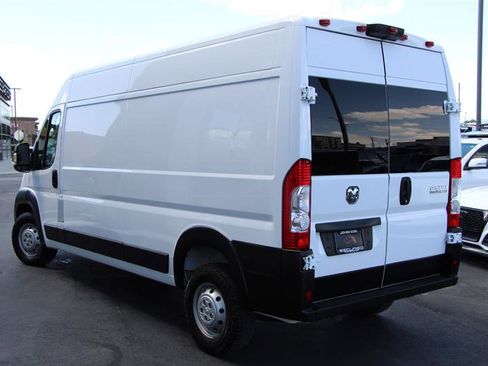 Used 2023 RAM ProMaster 2500 FWD image 5