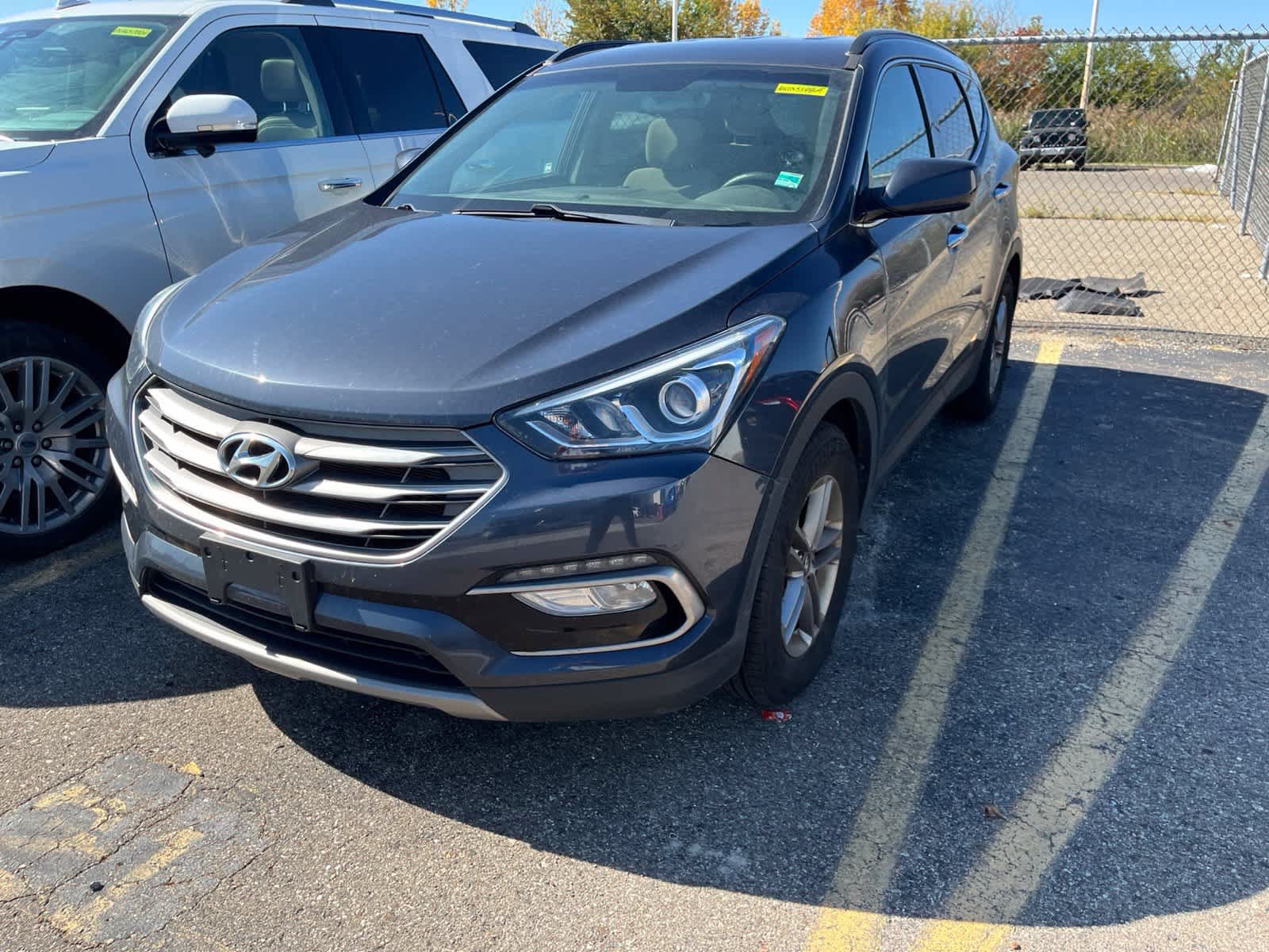 Used 2017 Hyundai Santa Fe Sport AWD/4WD image 3