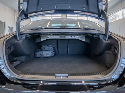 Used 2025 Mercedes-Benz E 53 AMG e 4MATIC Sedan image 34