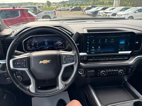 Used 2024 Chevrolet Silverado 2500 LTZ w/ LTZ Plus Package AWD/4WD image 10