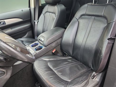 Used 2013 Lincoln MKX AWD image 10