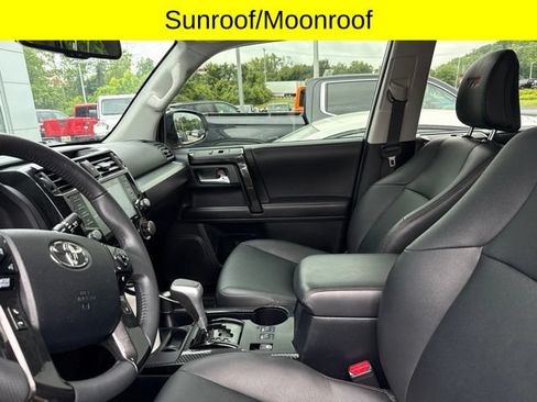 Used 2022 Toyota 4Runner TRD Off-Road Premium w/ TRD Black Wheel Package (TMS) AWD/4WD image 7