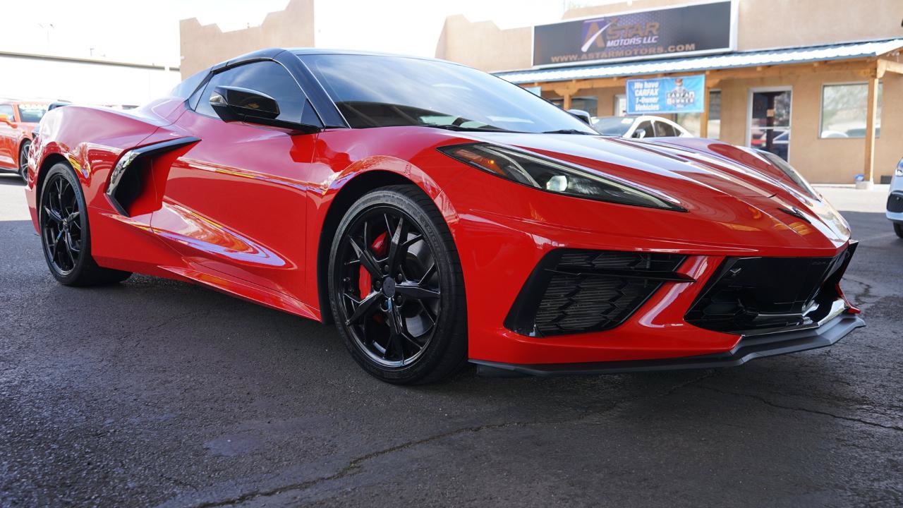 Used 2021 Chevrolet Corvette Stingray Premium Conv w/ Z51 Performance Package RWD image 24