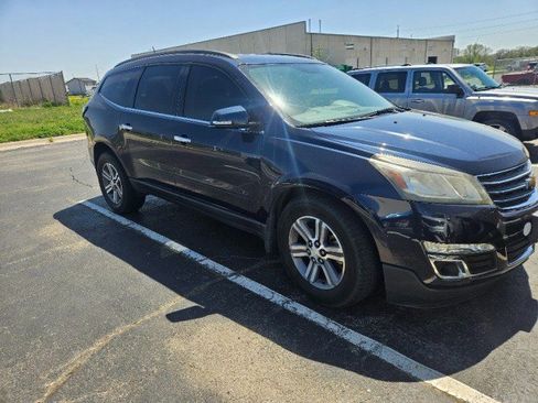 Used 2015 Chevrolet Traverse LT AWD/4WD image 2