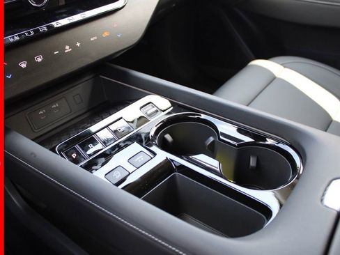 New 2025 Nissan Murano SL image 34