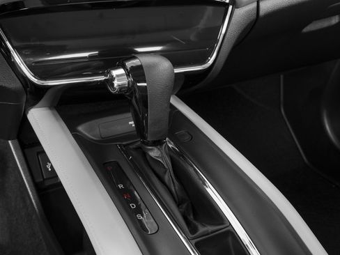 Used 2016 Honda HR-V EX image 10
