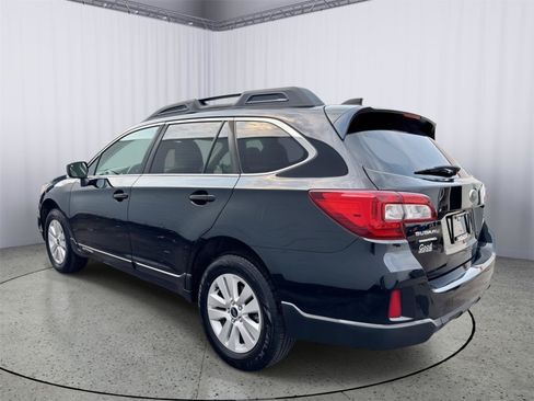 Used 2017 Subaru Outback 2.5i Premium AWD/4WD image 10