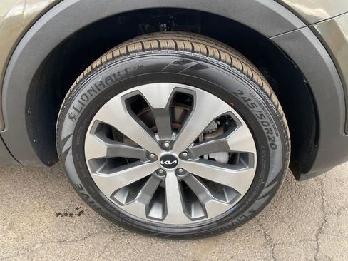 Used 2022 Kia Telluride S image 31