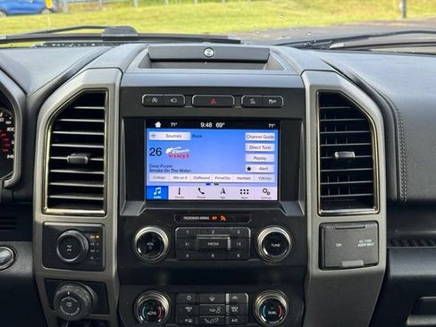 Used 2019 Ford F150 Raptor w/ Equipment Group 802A Luxury AWD/4WD image 16
