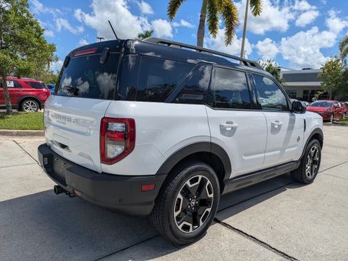 Used 2023 Ford Bronco Sport Outer Banks w/ Tech Package AWD/4WD image 4