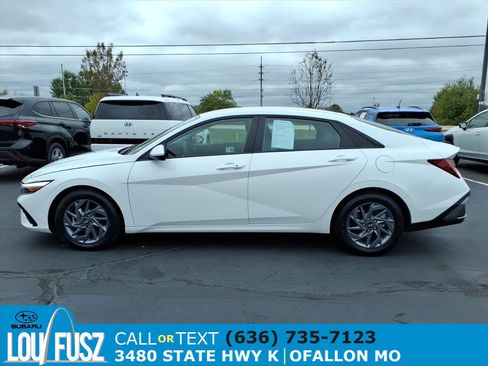 Used 2024 Hyundai Elantra SEL image 4