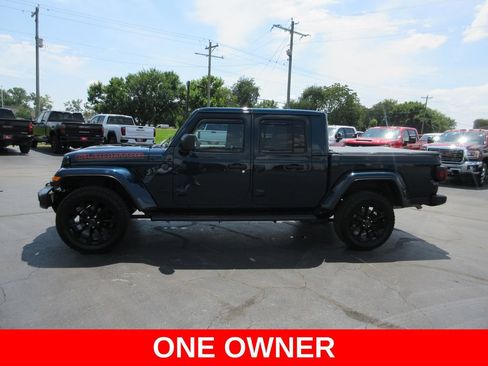 Used 2025 Jeep Gladiator Sport AWD/4WD image 11