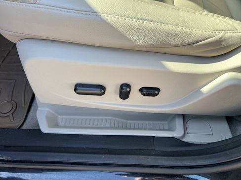 Used 2015 Ford Escape Titanium w/ Equipment Group 301A image 16