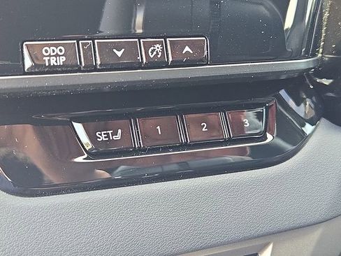 New 2026 Lexus RX 450h AWD image 11